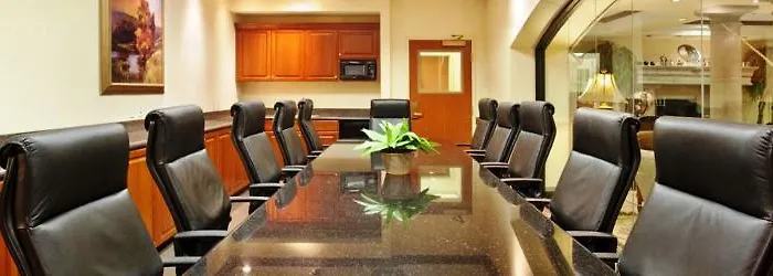 Hotel Express & Mall By Ihg 3*